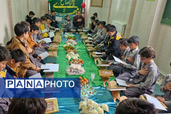 جشن دهه فجر و اعیاد شعبانیه در مدارس ناحیه دو شهرری 