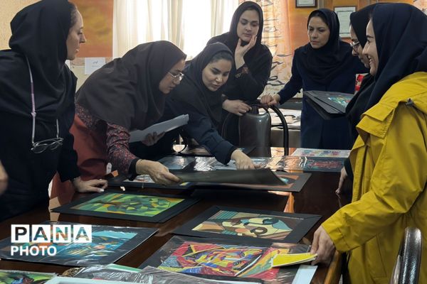 داوری مرحله منطقه‌ای چهل‌وچهارمین جشنواره فرهنگی هنری فردا در اسلامشهر 