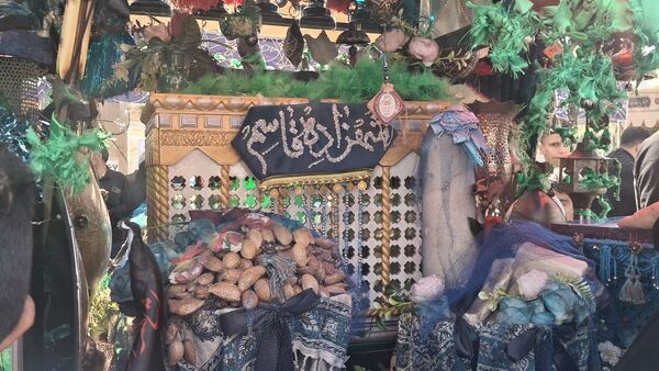 روایت اشک و ارادت عاشقان در سوگ وفات حضرت معصومه(س)