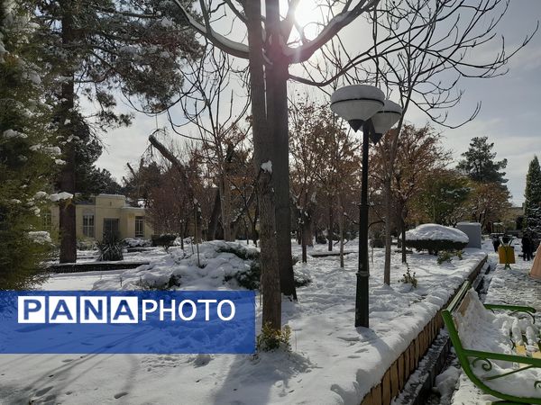 بارش اولین برف پاییزی و تعطیلی مدارس و ادارات استان خراسان رضوی