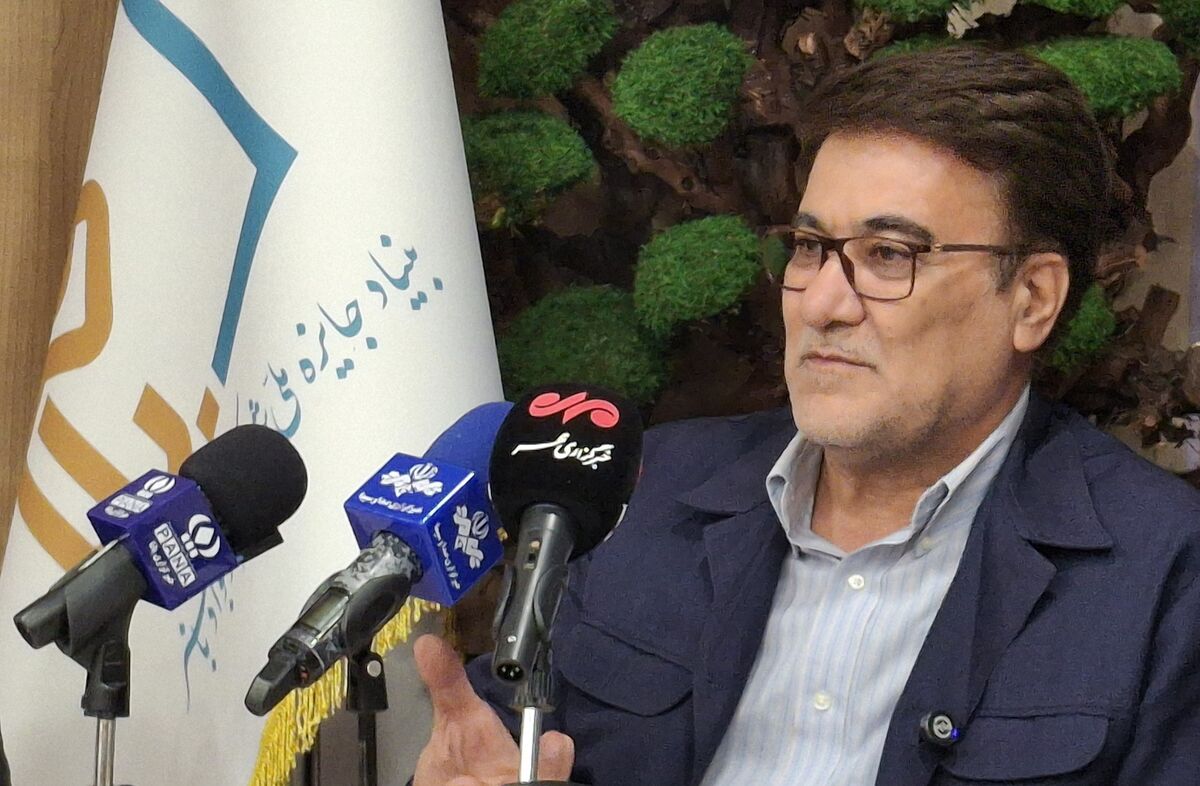 تجلیل از سه چهره ماندگار فرهنگی و آموزشی در جایزه ملی شهید باهنر