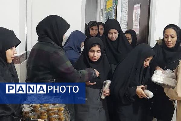 مراسم عزاداری شهادت حضرت فاطمه(س) در دبیرستان پویش دماوند 