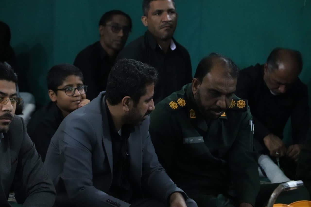 بشاگرد یکپارچه در سوگ شهید جمهور