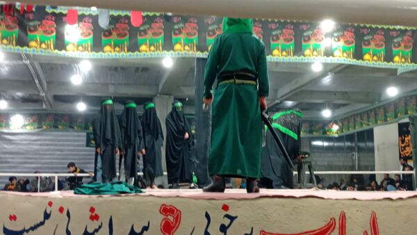عطر غربت فاطمی در مارکده پیچید