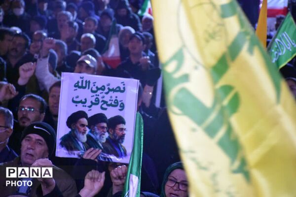 سخنرانی دکتر عبدالملکی در چهل‌وهشتمین شب تجمعات؛ حضور پرشور شهروندان قروه
