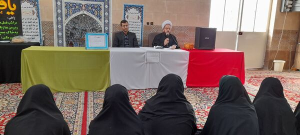 برگزاری تریبون آزاد در آموزشگاه مرحوم پاکدل خلیل آباد