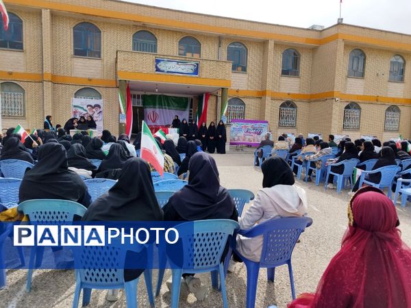 جشن مدرسه‌ای «ایرانمون» در مدرسه شهدای میانشهر