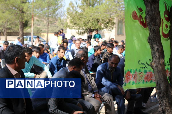 گرامیداشت هفته دفاع مقدس در مدرسه نخبگان عشایر گنجه‌ای یاسوج