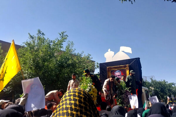 شیراز میزبان پیکر مطهر یکی از سرداران بزرگ انقلاب