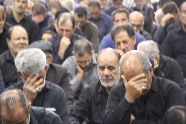 برگزاری دسته عزای روحانیون یزدی به مناسبت سالروز ارتحال امام خمینی (ره)