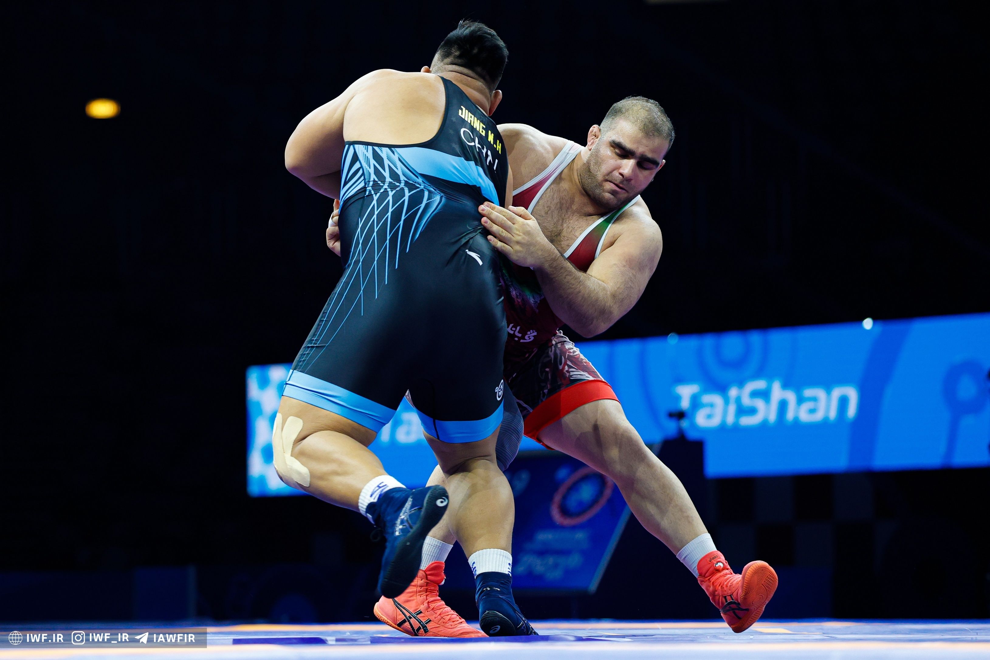 حریفان، اسیر قدرت میرزازاده شده بودند