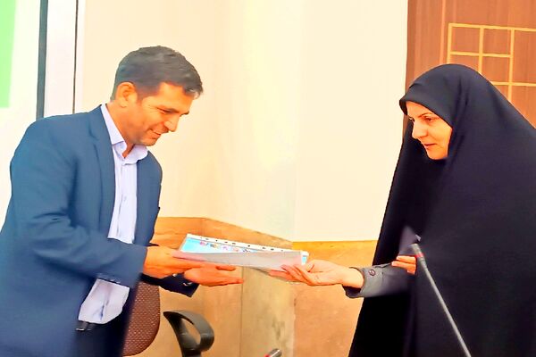 تقدیر از خادمین و عوامل موکب آموزش و پرورش شهرستان گناباد 