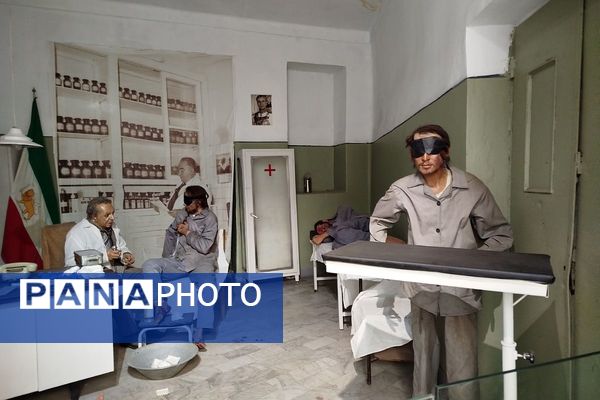  موزه عبرت میزبان دانش آموزان ملاردی 