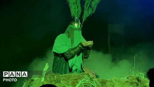  تئاتر مذهبی با محوریت امام حسین و حضرت ابوالفضل (ع) در سینما ۹دی هشتگرد 