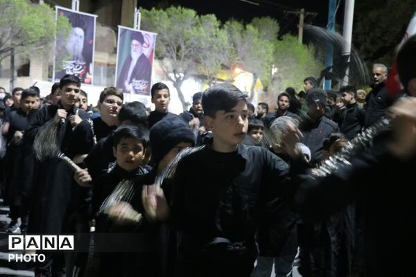 سوگواره دانش‌آموزی شهادت رهبر معظم انقلاب و شهدای میناب در ابرکوه