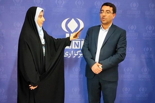 نمایشگاه قرآن و عترت فرصتی برای بروز استعدادهای قرآنی دانش‌آموزان است