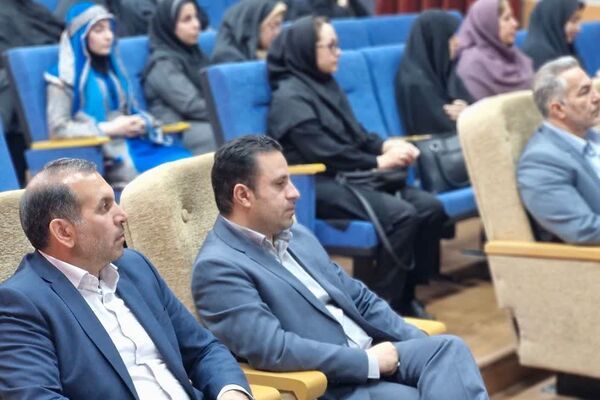 گرامیداشت هفته پیوند انجمن‌ و اولیا در قرچک