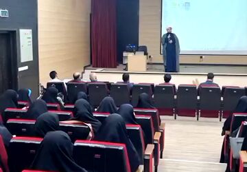 نشست تخصصی فعالان فرهنگی با محوریت «رویداد قیام»