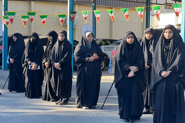 نمایشگاه دانش‌آموزان تراز انقلاب اسلامی استان بوشهر