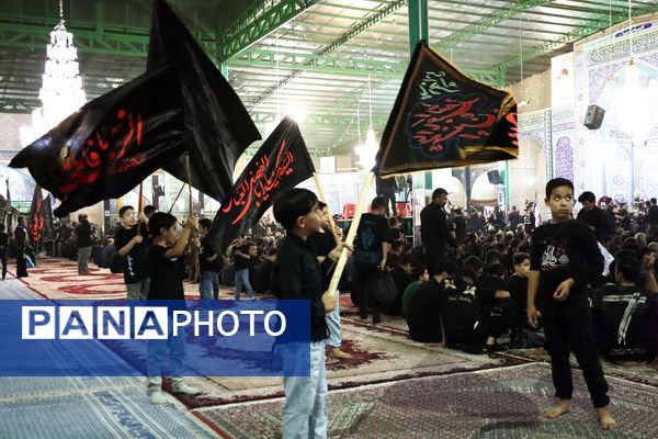 مراسم عزاداری تاسوعا، به رسم آیین‌های ۴۰۰ ساله در خور و بیابانک 