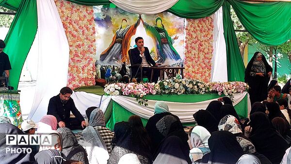 جشن باشکوه عید غدیر در پارک بانوان شهرستان درگزین برگزار شد
