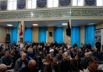 از محراب نماز جمعه تا تکریم معلمان؛ یاد شهدا زنده ماند