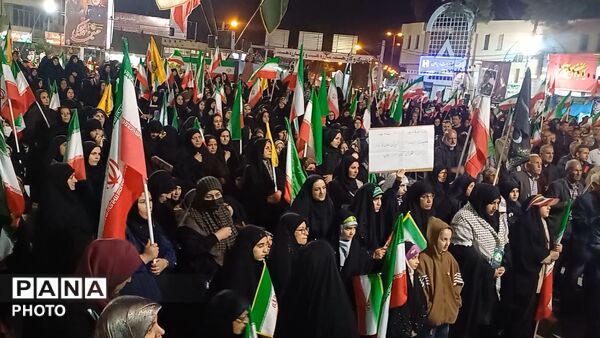 مردمی از جنس نور