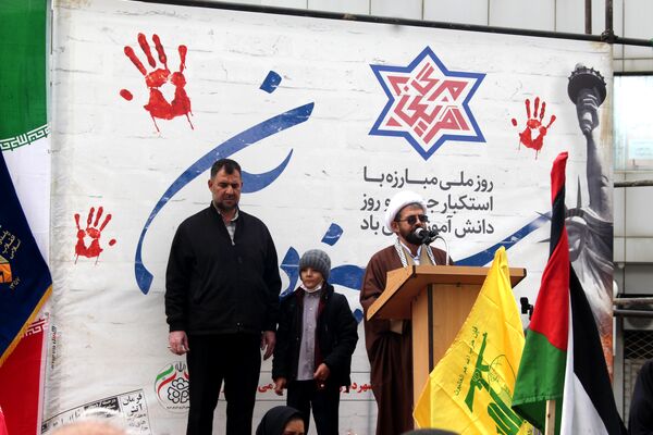 حضور پرشور نوجوانان خرمدره‌ای در راهپیمایی روز 13 آبان