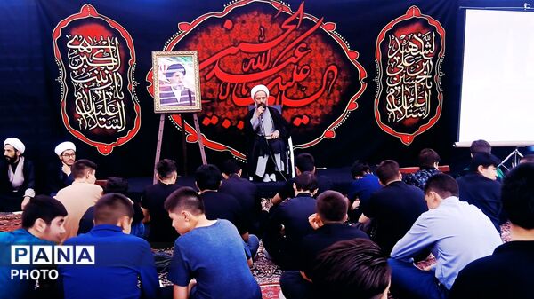 تلاقی علم و ایمان در سایه‌ی آل‌محمد