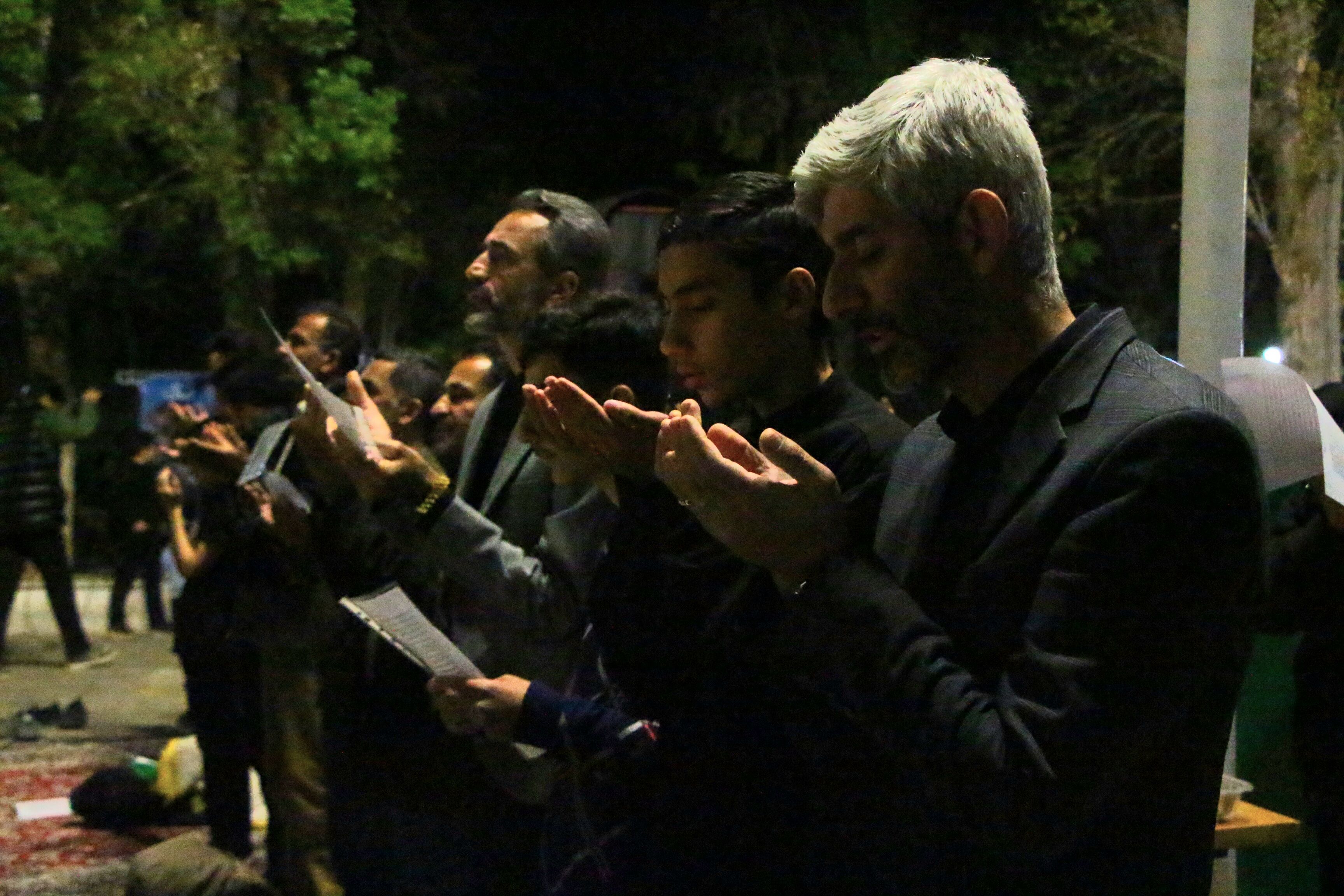 نماز استغاثه امام زمان(عج) برای پیروزی جنگ حق علیه باطل