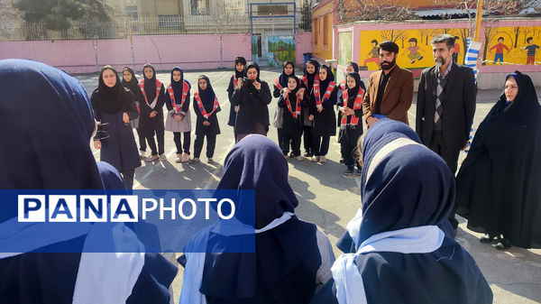 ماها منظر‌ه‌ای زیبا از هنرمندی دانش‌آموزان مدرسه ساره