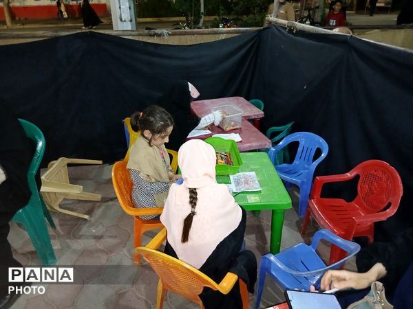 برپایی موکب فرهنگی توسط بسیج دانش آموزی و انجمن اسلامی دبیرستان نمونه آیت الله خامنه ای