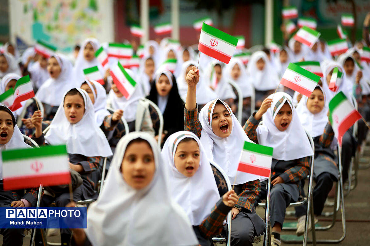فرارسیدن یوم‌الله ۱۳ آبان روز فریاد عدالت و آزادی ملت ایران در برابر استکبار جهانی است