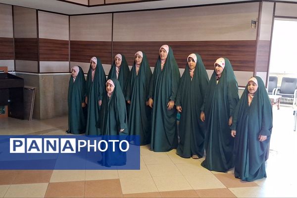 اجرای سرود به مناسبت هفته وحدت و میلاد نبی اکرم (ص) در اداره آموزش و پرورش پردیس 