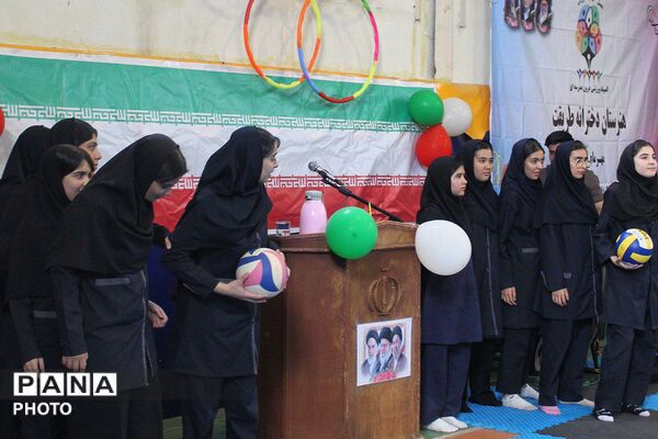 افتتاحیه المپیاد ورزشی درون مدرسه ای در آموزشگاه طریقت