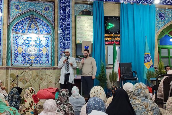اعتکاف دانش‌آموزی مسجد اعظم قلعه‌نو