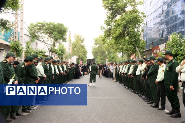 مراسم تشییع پیکر معلم شهید حجت‌الله یوسفیه با حضور باشکوه مردم شهرستان ورامین 