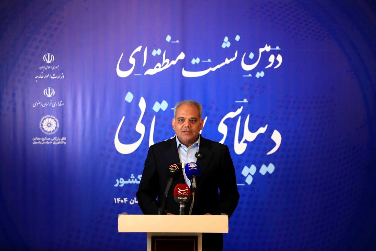 ترانزیت ریلی و جاده‌ای مسیر دیپلماسی اقتصادی استان را تقویت می‌کند