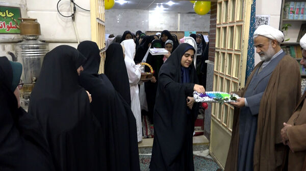  اعتکاف دانش آموزی در مدارس دشتستان 