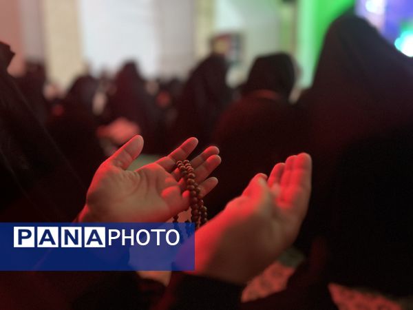 مراسم احیا شب بیست و یکم در حسینیه سفید اشکذر 