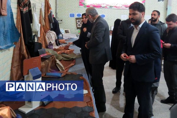 افتتاحیه هفته ماها و جشنواره فرهنگی هنری امید فردا