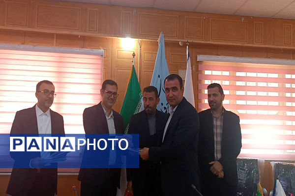  نشست هم‌اندیشی تخصصی مدیران آموزش و پرورش مناطق ۱۸ گانه و دانشگاه فنی و حرفه‌ای استان بوشهر 