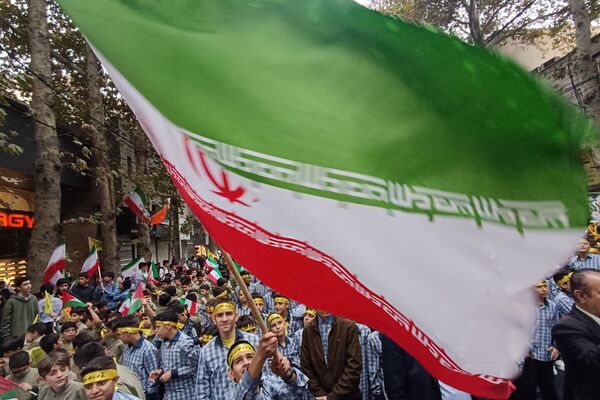  راهپیمایی 13 آبان در شهریار