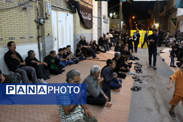 روضه‌ای 30 ساله در کوچه‌های قم