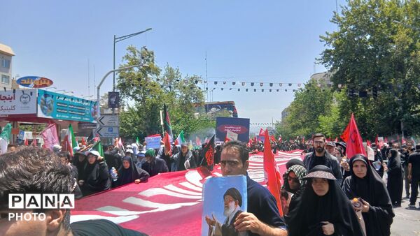طوفان حضور در قلب پایتخت ایران