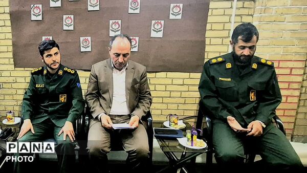 زنگ سپاس معلم در هنرستان غلامحسینی شهرستان فردیس