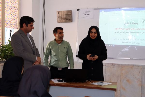 هوشمندسازی ۴ کلاس درس در شهرستان قلعه‌گنج با مشارکت بنیاد علمی آموزش قلم‌چی 