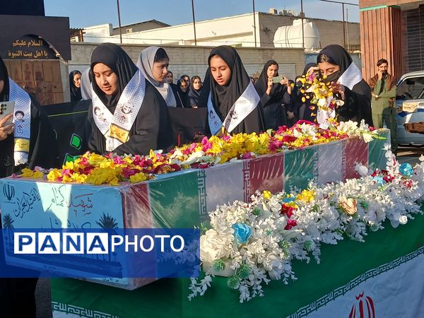 مدرسه دخترانه رقیه بدیعی میزبان شهید گمنام 