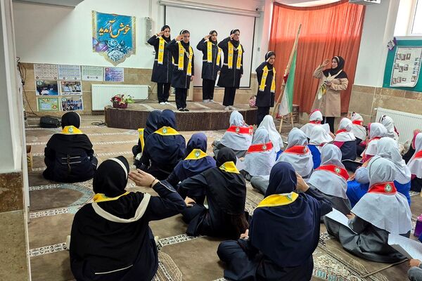 برگزاری کارگاه آموزش مهارت‌های تشکیلات سازمان دانش‌آموزی در طالب‌ آباد کهریزک 