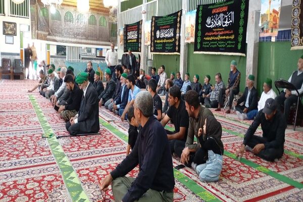 اقامه نماز جمعه در اول ماه محرم در مسجد جامع شهر بار 